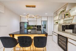 Kew Crescent (D16), Terrace #635924311